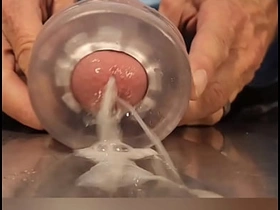 大弯屌白男vs透明玩具合辑——精液狂喷 asian piss gay porn