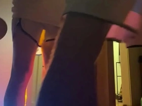 教练对嫩徒弟的严厉惩罚 - 免费版 asian gay crossdresser sex videos