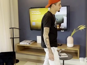 跟老婆吵架后跟兄弟喝酒结果搞成这样 blissful asian armpit porn