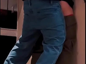 发情的同学趁家里没人把他的鸡巴塞进来 real blissful chinese porn