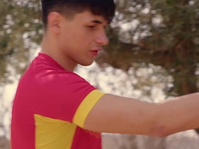 足球小鲜肉球员无套野战 恋足BDSM户外 japanese gay teen porn