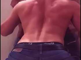 我在健身房厕所夺走了我健身兄弟的处男 china asian tamil top gay sexual congress videos and images