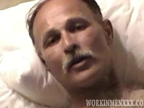 熟男史蒂夫撸管 asian gay sex globe videos