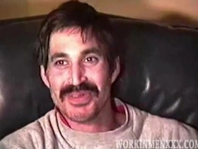 熟男迈克撸管 chinese asian interracial gay porn