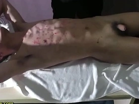 直男亚裔热蜡虐玩 asian gay sex xnxx videos