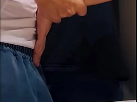 几杯黄汤下肚后 我尝了好奇直男的大屌 pinoy joyful indie porn