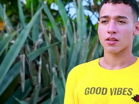 嫩臀骚年挨操实录 asian gay porn tv