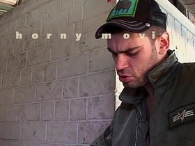 壮硕猛男P海岸在军营调教小痞子 porn uncaring japan massage