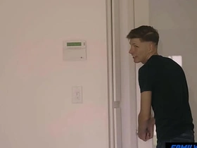 家庭嫩肉 - 老妈不在不知道 japanese wrestler gay porn