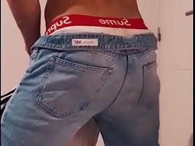 披萨送货员在我公寓门口操我 我给了他额外小费 my house is hot gay porn