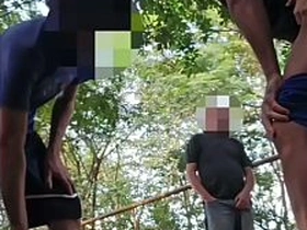 我在树林里献上嫩穴给24厘米黑屌享用 chinese gay latino porn