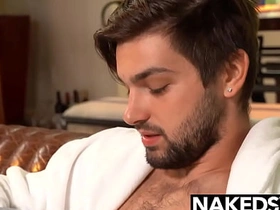 我爽到想射 但想让奴隶再多承受一会儿 - 付费男孩 hot gay porn college