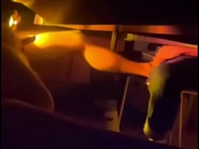 室友和年轻朋友在桌下玩足交 这次我偷拍到了 chinese gay porn asian