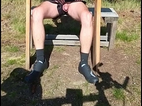 我是个发情的骑行者。当众撸管射精。 asian uncle gay porn