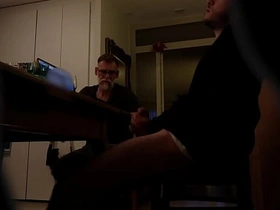 亲爷爷偷看干孙子打飞机 男同乱伦 gay chinese fervent porn