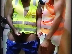 用假阳具玩工人的屁眼 asian gay heavy dick sex videos