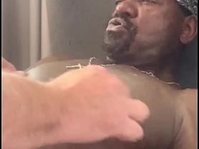 跨种族BDSM玩奶第二集 blissful porn chinese school