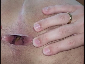 小屁眼藏着惊喜2 gay chinese public porn