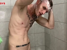 卡莫纳洗澡时被偷拍私密时刻-完整版见sheer.com/unsboys unorthodox chinese gay donjon porn