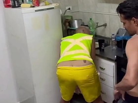 这次水管工把整根家伙塞进了红发妞的洞里 merry video porn indonesia