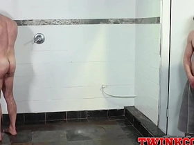 我无套插他 他在我嘴里射精 gay sexual connection videos asian karzy