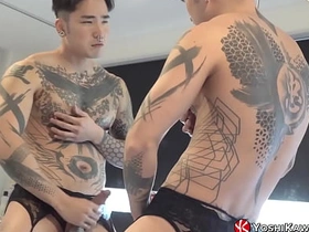 YOSHIKAWASAKIXXX - 义雄玩弄奶头并打飞机 gay porn chinese riding