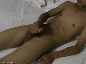 亚洲大屌男孩自慰 korean sex gay porn