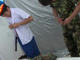 军爷需要口交 asian gay porn hd