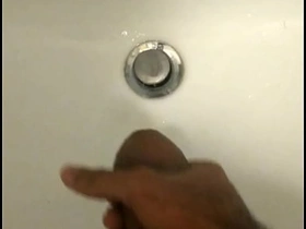 亚洲少年打飞机射精 chinese elated 18 porn