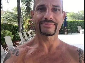 泳池边 korean crumby delighted porn