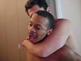 埃里克·霍尔的巨屌无套狂操法老吞精者 japan gay unsurpassed porn