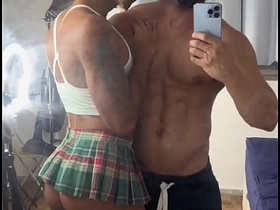 穿迷你裙的骚货被大鸡巴猛男干 asian gay sex latest videos