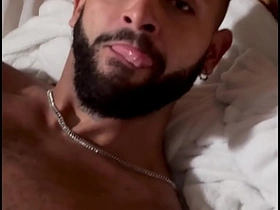 屁股超赞的猛男 asian gay recently added sex videos