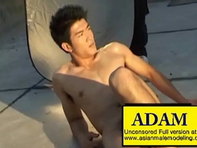 亚裔男模Adam hot chinese tramp gay porn