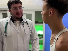 年轻被动医生帮害怕被插肛的病人 完整版在RED asian gay man making love videos