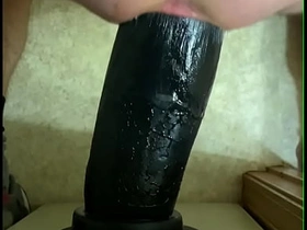 骑乘汉基老板霍格XL巨型假阳具合集 hot office gay porn