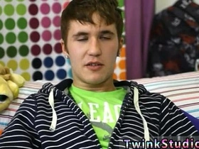 英俊亚洲男同志色情电影 凯恩·兰宁的XXX japan gay piss porn