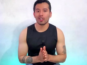 7-11大雕店员凌晨在仓库后门狂操弱气男店员·性爱实录 japan sports gay porn