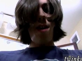 亚洲男同自慰3gp视频 他瞄准时更加粗暴 chinese oily men gay porn