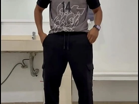 游泳课前撸管实录 time stop merry porn japanese