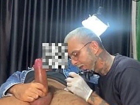 跟骚货小年轻乱搞 korean young gay porn