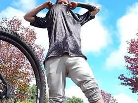 骑单车让我鸡儿梆硬 big chinese cock gay porn videos